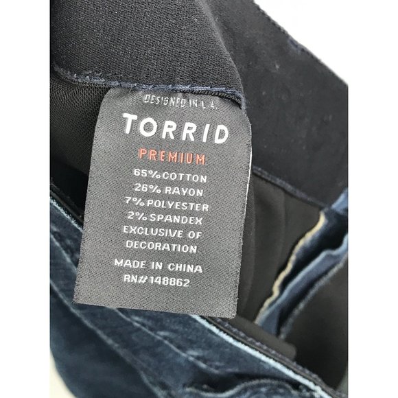 Torrid Bombshell Skinny Jean Premium Stretch Dark Wash 26 Regular - Picture 5 of 5